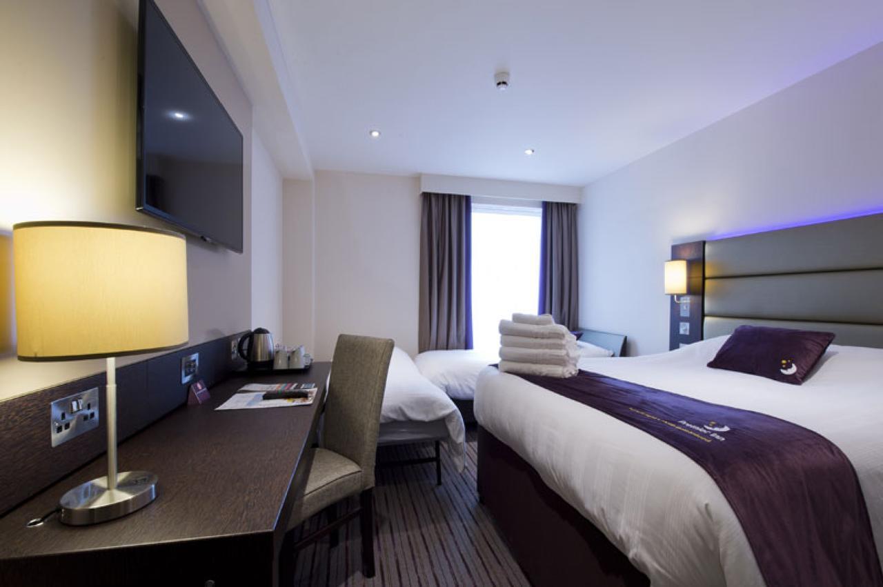 Premier Inn Southwark Borough High St Лондон Экстерьер фото