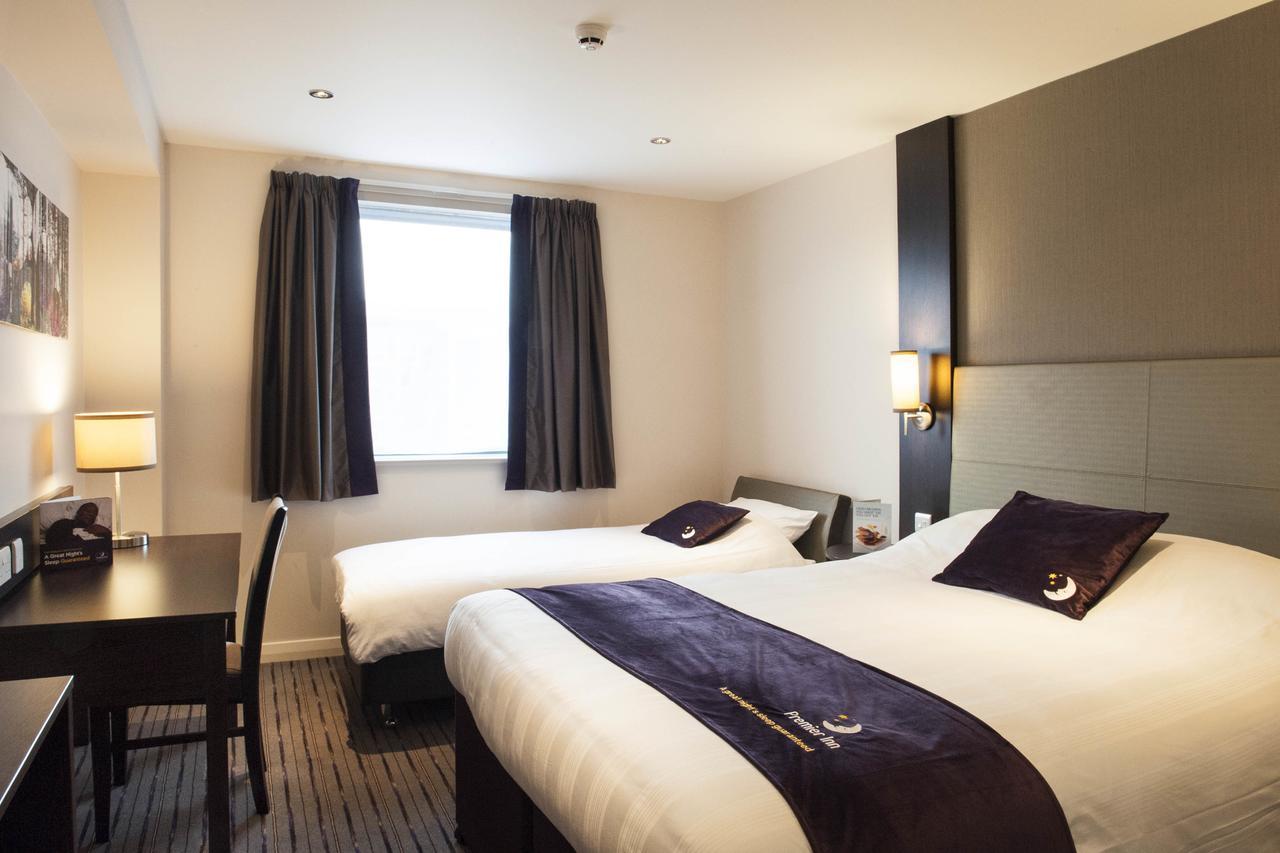 Premier Inn Southwark Borough High St Лондон Экстерьер фото