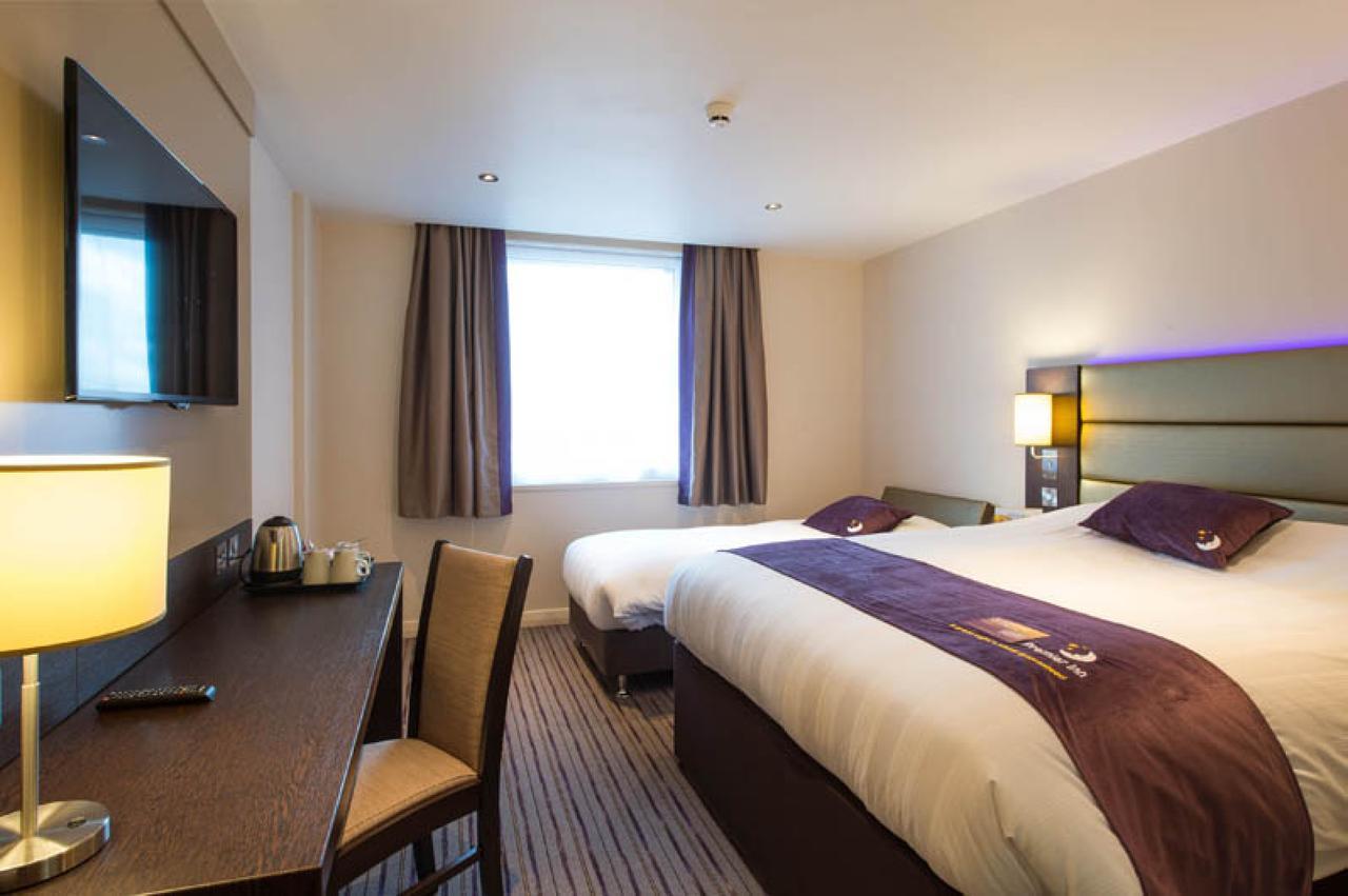 Premier Inn Southwark Borough High St Лондон Экстерьер фото