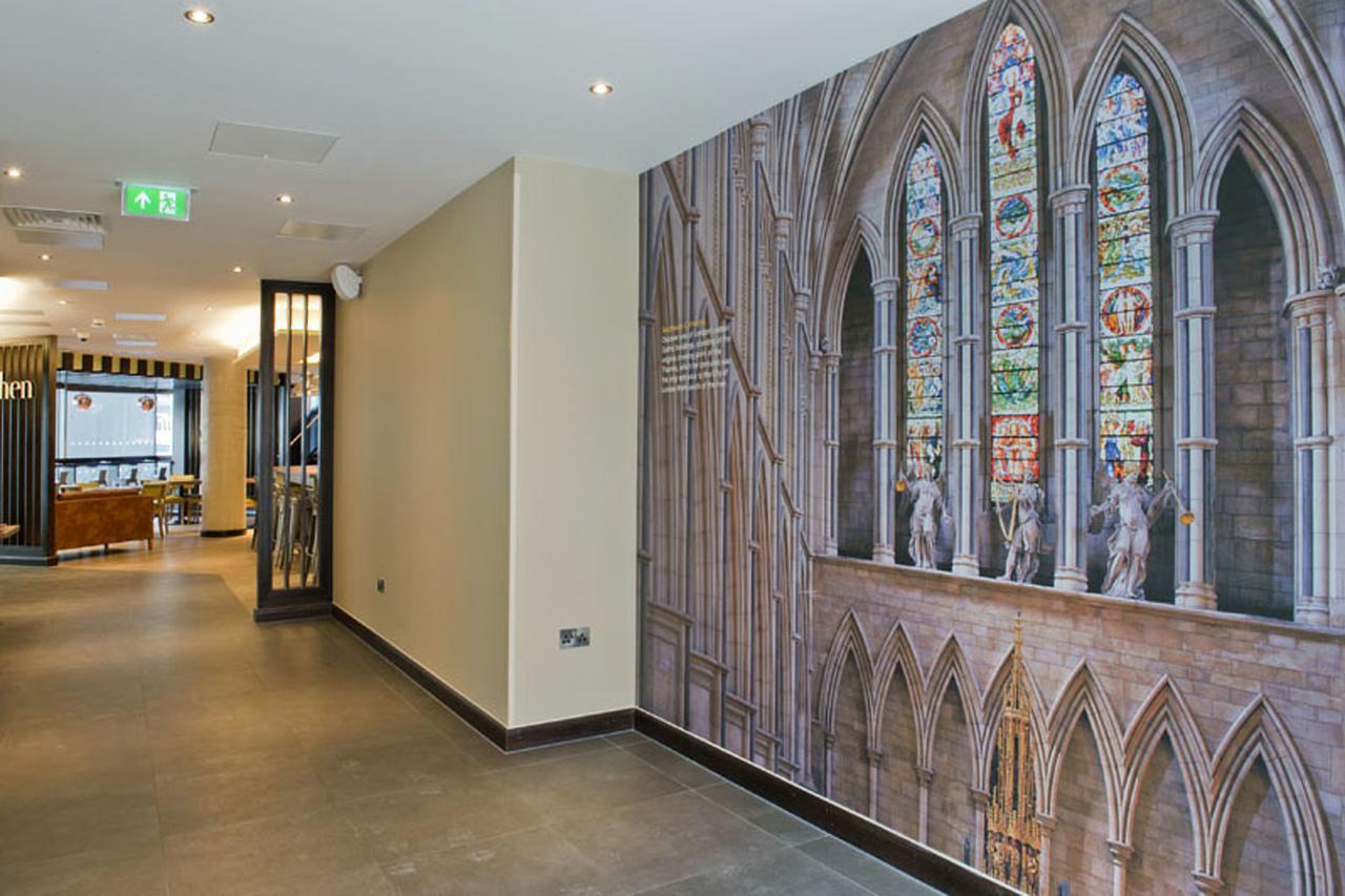 Premier Inn Southwark Borough High St Лондон Экстерьер фото
