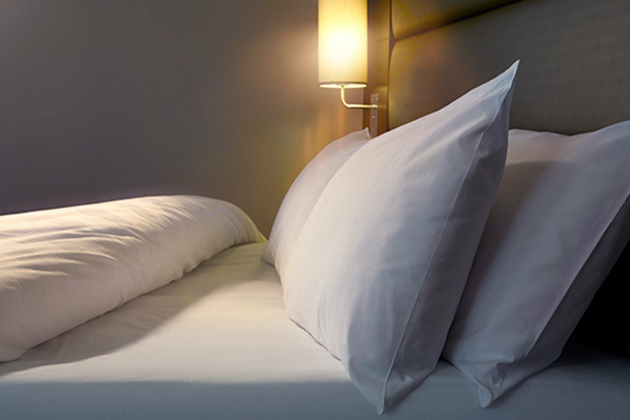 Premier Inn Southwark Borough High St Лондон Экстерьер фото